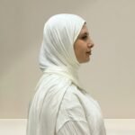 ⁦حجاب قطن - أوف وايت⁩ - الصورة ⁦2⁩